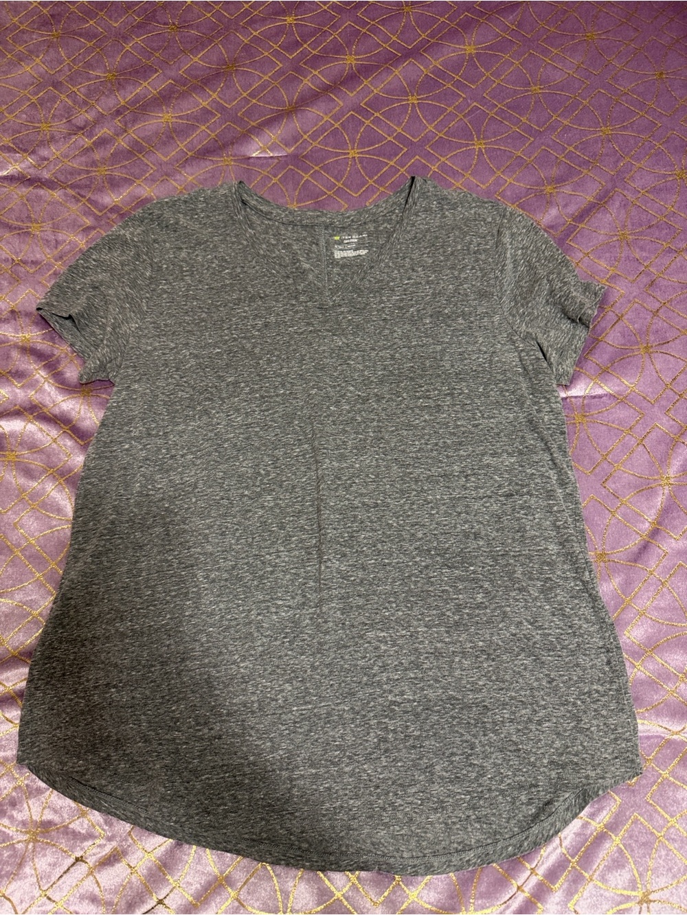 💥 WOMANS TALL Heather Gray V-Neck Tee